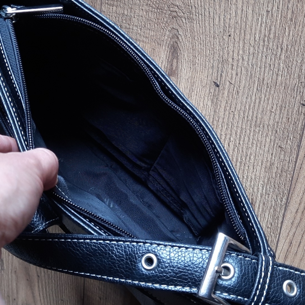 Handbag - Picture 8 of 16